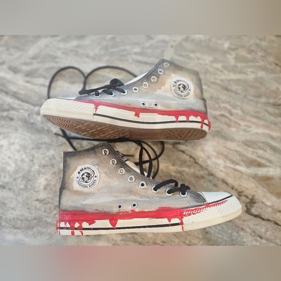 NEW! Hand-Painted “The Walking Dead” Custom Canvas High Tops – Zombie M/8 W/9.5 - Picture 4 of 9